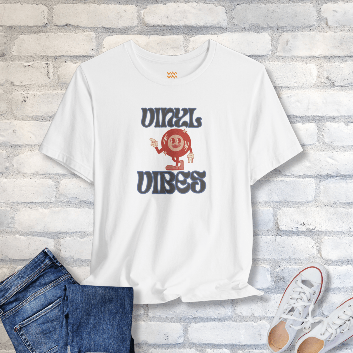Vinyl Vibes T-Shirt - Tempo Tribe