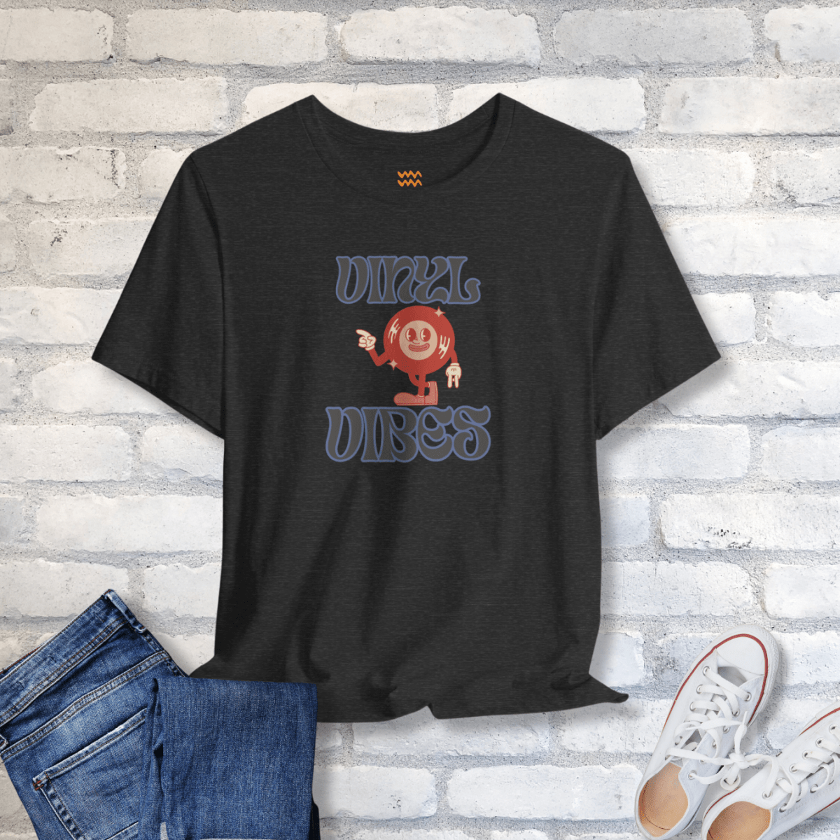 Vinyl Vibes T-Shirt - Tempo Tribe